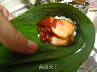 蛋黄肉粽----小吃主食两相宜的极品粽子的做法步骤:5