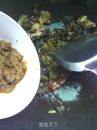 家常小菜——酸菜豆腐鱼的做法步骤:8