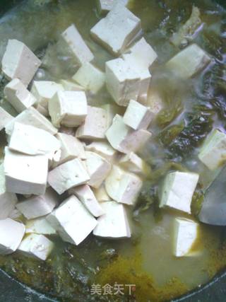 家常小菜——酸菜豆腐鱼的做法步骤:12