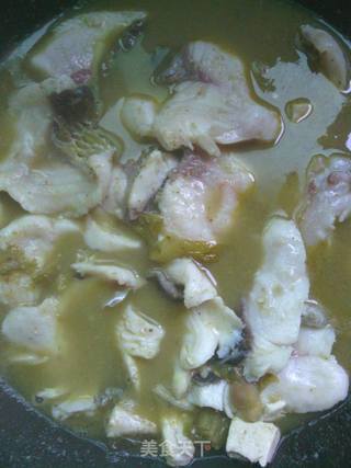 家常小菜——酸菜豆腐鱼的做法步骤:16