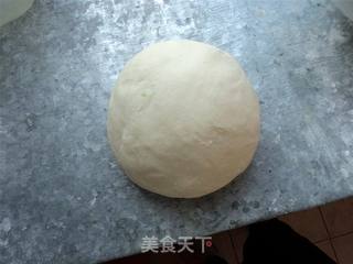 青椒肉馅饺子的做法步骤:2