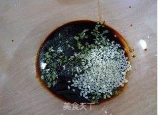 葱油拌面（完美荷包蛋攻略）的做法步骤：1