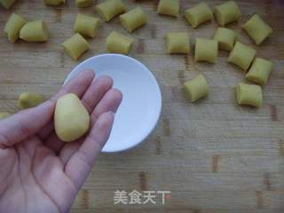 栗子面小窝头的做法步骤:6