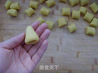 栗子面小窝头的做法步骤:7