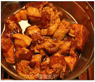瑶柱酱肉粽的做法步骤:4