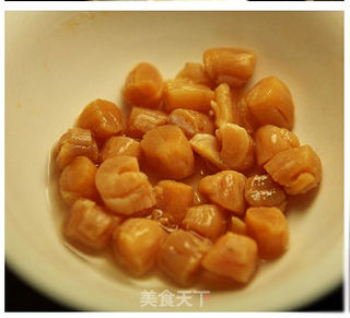 瑶柱酱肉粽的做法步骤:5