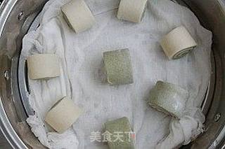 绿茶双色馒头卷的做法步骤:12