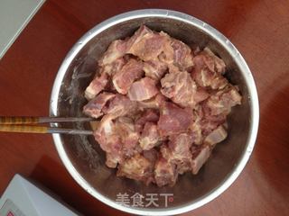 办公室火锅-排骨萝卜汤的做法步骤:2