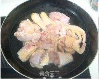 小鸡炖蘑菇的做法步骤:4