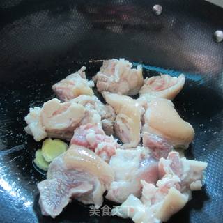 黑豆豉蒸猪蹄的做法步骤：4