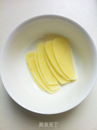 土豆拌牛肉的做法步骤:4