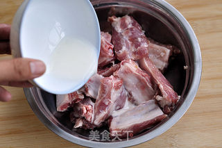 酸豆角炒排骨的做法步骤:8