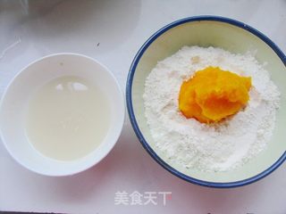 厨格格群磕之双色馒头——南瓜馒头卷的做法步骤:2