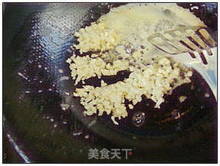 蒜香土豆烤肠 。的做法步骤:7