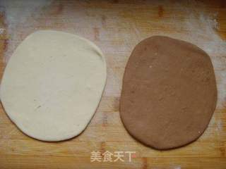可可双色小馒头的做法步骤:7