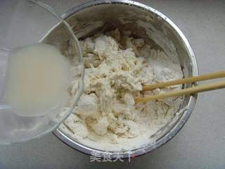 玫瑰花卷的做法步骤:2
