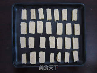杏仁粒饼干的做法步骤:8