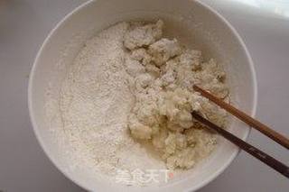 流着汤汁的煎饺——蟹肉皮冻煎饺的做法步骤:2