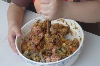 流着汤汁的煎饺——蟹肉皮冻煎饺的做法步骤:7