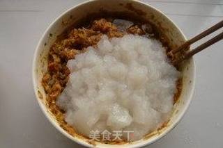 流着汤汁的煎饺——蟹肉皮冻煎饺的做法步骤:8
