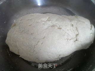 凉拌刀削面的做法步骤:2