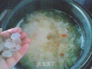 枸杞银耳汤的做法步骤：9