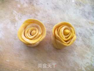 南瓜花样馒头的做法步骤:22