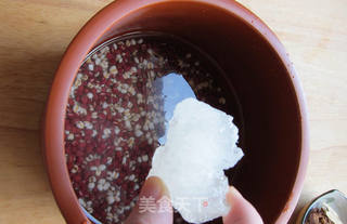 夏季除湿健脾的好帮手——{红豆薏仁水}的做法步骤:2