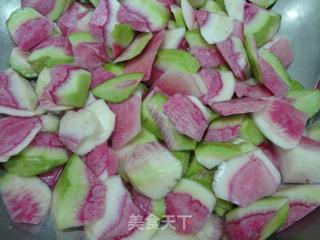 麻辣萝卜皮的做法步骤：2