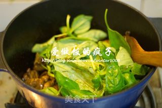 学做台湾三杯鸡——铸铁锅版的做法步骤：6