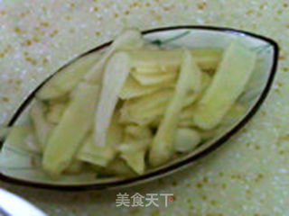 欣和酱油试用：拌仔姜的做法步骤：4