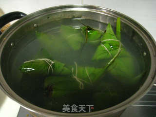 鱼子粽----几块钱即可吃上高贵的“鲟鱼子”的做法步骤:8