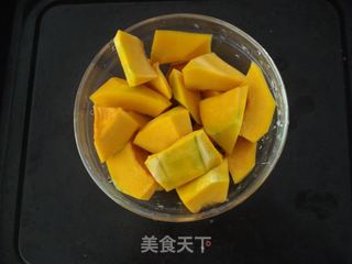 绝对不脏厨房—— 红枣燉南瓜的做法步骤：1