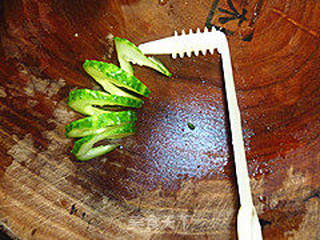 【夏季凉拌菜系列之素食篇】——糖醋黄瓜的做法步骤:4