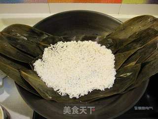 广西猪手大粽子的做法步骤:12