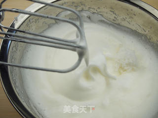 彩绘草莓戚风蛋糕卷的做法步骤:14