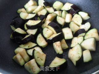 又一道开胃菜——番茄烧茄子的做法步骤:5