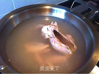 四只鸡——榴莲炖鸡的做法步骤：1