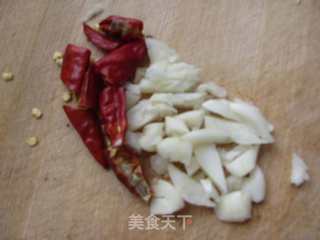 简单的夏日小菜----蒜蓉空心菜的做法步骤：2