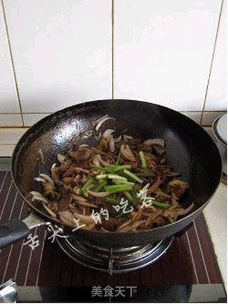 孜然羊肉——舌尖上的吃客的做法步骤:5