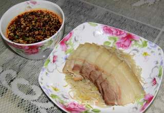 蒜泥白肉的做法步骤:6