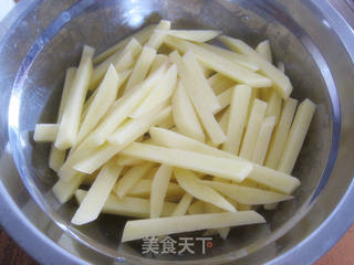 金黄香酥原汁原味的【地瓜条】的做法步骤：9