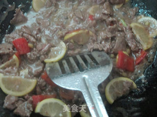 柠檬嫩牛肉的做法步骤:7