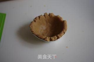 不一样的蛋挞不一样的你。。。玉桂饼干蛋白挞的做法步骤：15