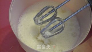电饭煲戚风蛋糕的做法步骤:6