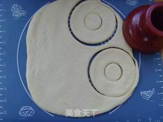 巧克力甜甜圈的做法步骤:7