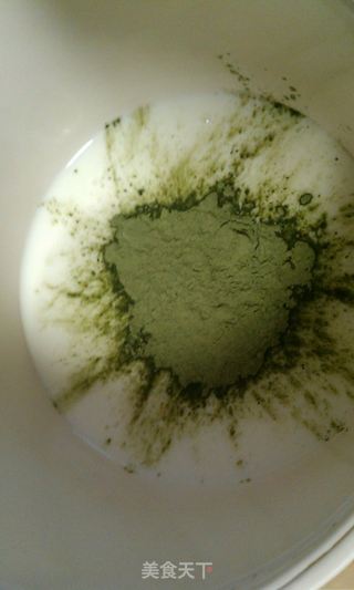抹茶红豆酸奶慕斯的做法步骤:4