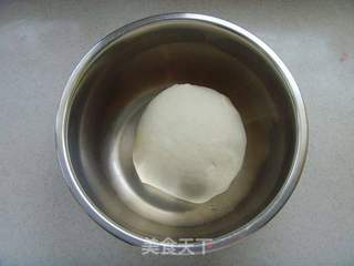 炼奶小餐包(中种法)的做法步骤:2