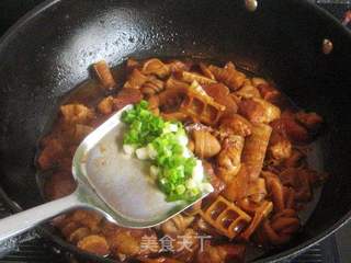 百页结竹笋红烧肉的做法步骤:11