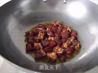【大喜大烤肉酱】试用报告2-------黑椒肉酱牛排配蛋炒饭的做法步骤：5